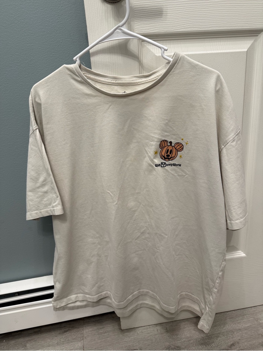 Adult LG Disney Halloween T-shirt